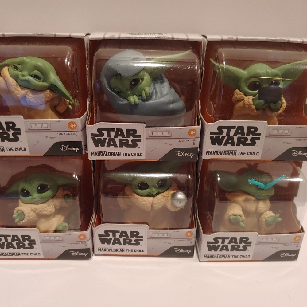 Baby Yoda Figure Mandalorian Star Wars 1st series - Picture 2 of 9